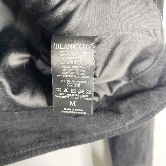 BlankNYC Womens Medium M Black Crop Suede Leather Moto Jacket Asymmetrical Zip - Picture 9 of 10